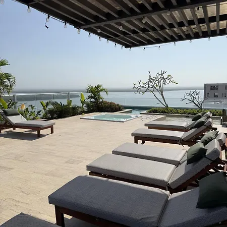 Luxury Ocean View Aparment