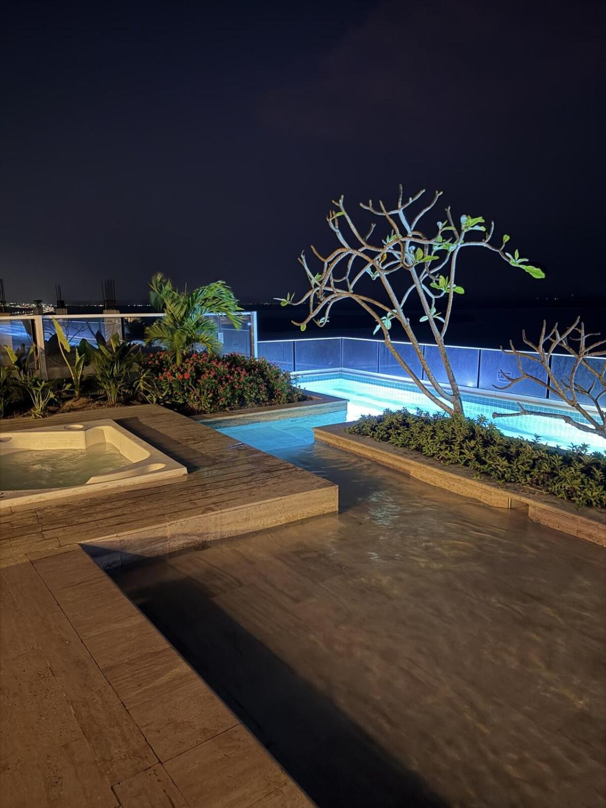 Luxury Ocean View Aparment Apartamento